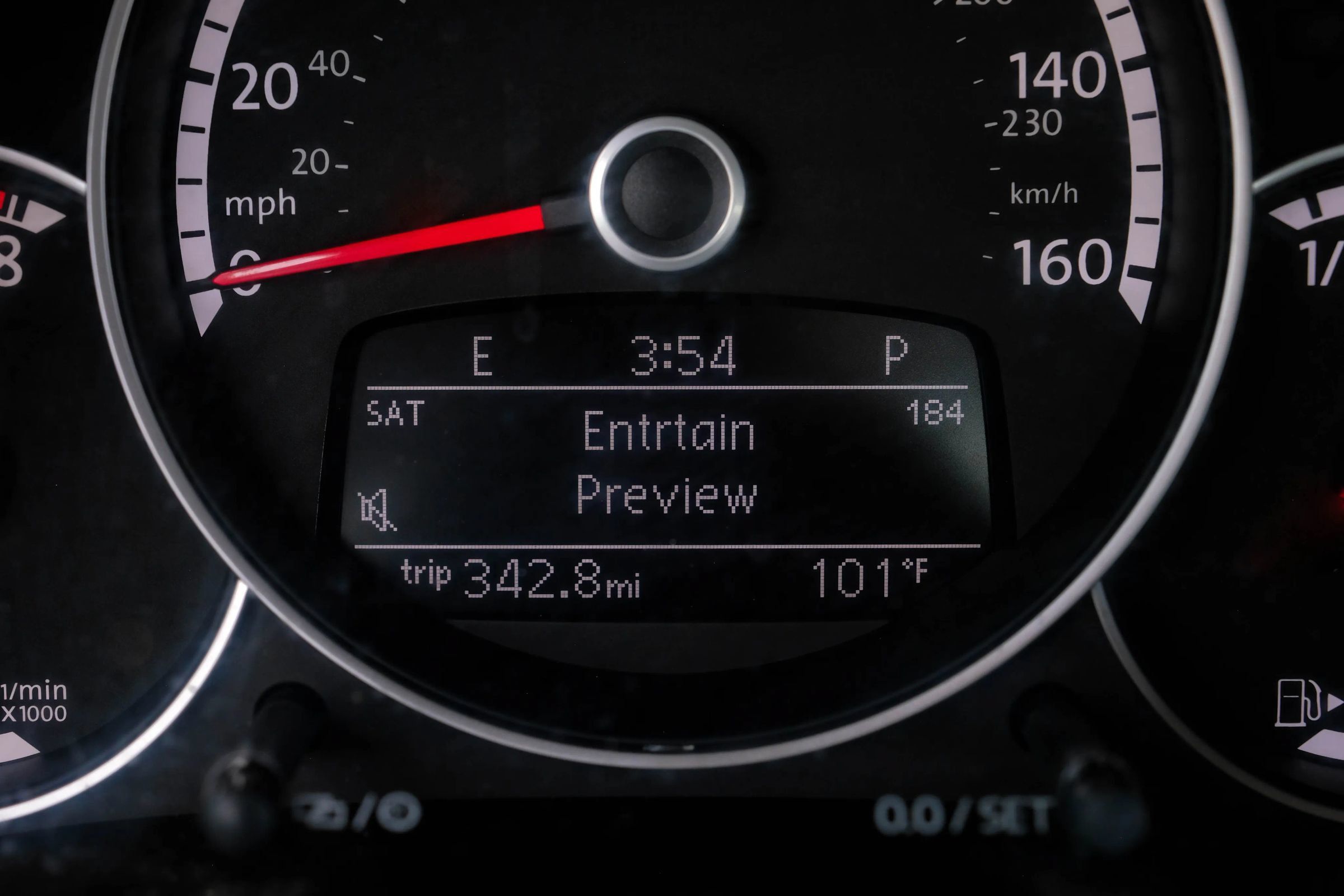 Used 2015 Volkswagen Beetle 1.8T Classic FWD image 19