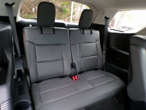 New 2026 Ford Explorer Active w/ Active Comfort Package image 11