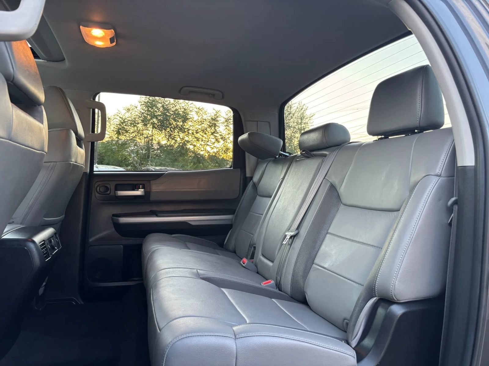 Used 2021 Toyota Tundra Limited w/ Limited Premium Package AWD/4WD image 17
