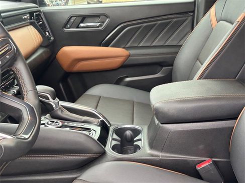 Used 2023 GMC Canyon AT4 w/ AT4 Premium Package image 11