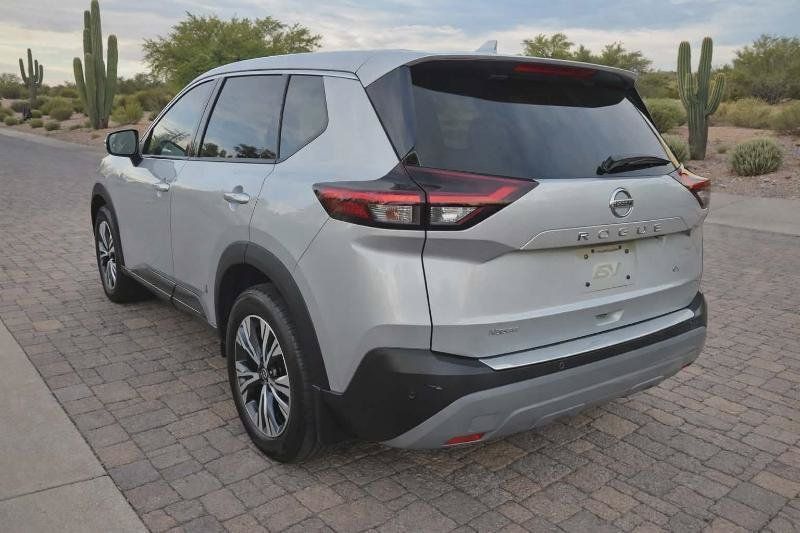 Used 2021 Nissan Rogue SV FWD image 4