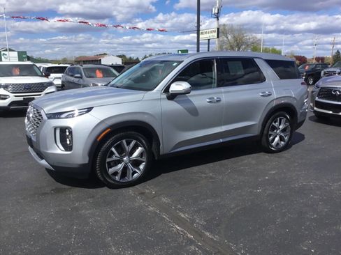 Used 2022 Hyundai Palisade SEL w/ 8P Bench Seat Package AWD/4WD image 1