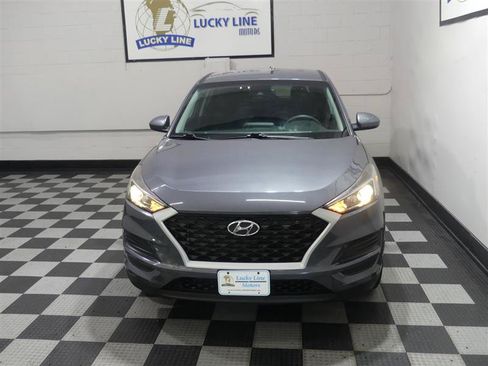 Used 2019 Hyundai Tucson SE w/ Cargo Package FWD image 3