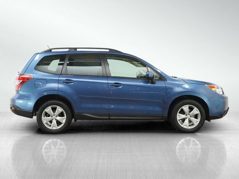 Used 2015 Subaru Forester 2.5i Premium w/ All-Weather Package image 6