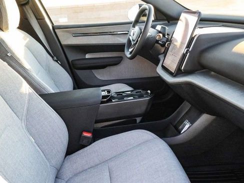 New 2025 Volvo EX30 Ultra w/ Protection Package Premier image 12