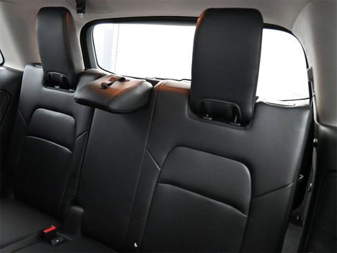 Used 2024 Nissan Pathfinder SL image 20