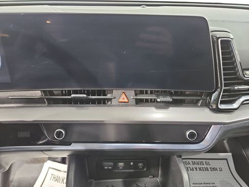 Used 2023 Kia Sportage SX image 19