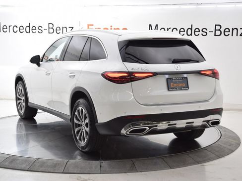Certified 2024 Mercedes-Benz GLC 300 image 4