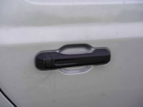 Used 2024 Jeep Gladiator Sport image 15