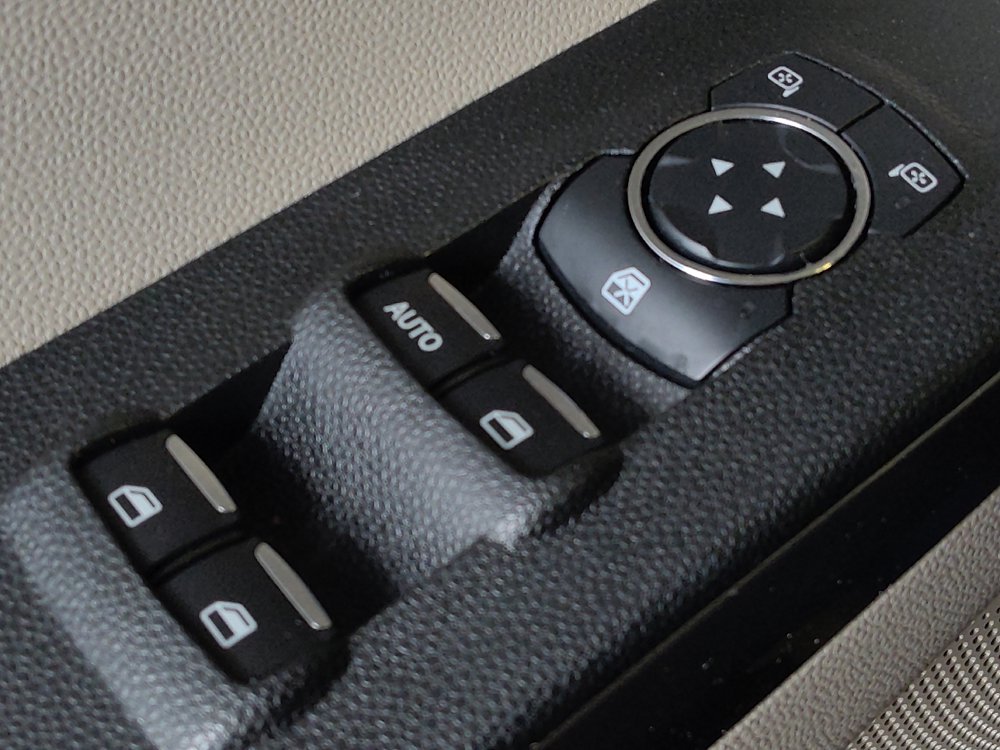 Used 2021 Ford EcoSport SE FWD image 27
