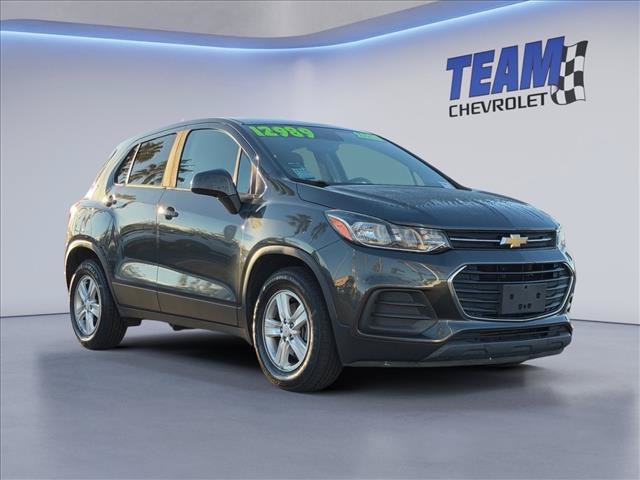 Certified 2020 Chevrolet Trax LS w/ Tint and Cruise Package FWD image 5
