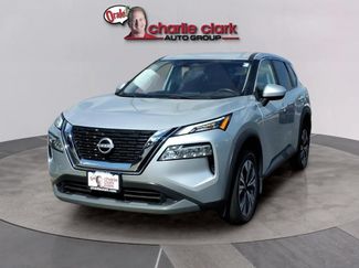 Used 2023 Nissan Rogue SV FWD video 1