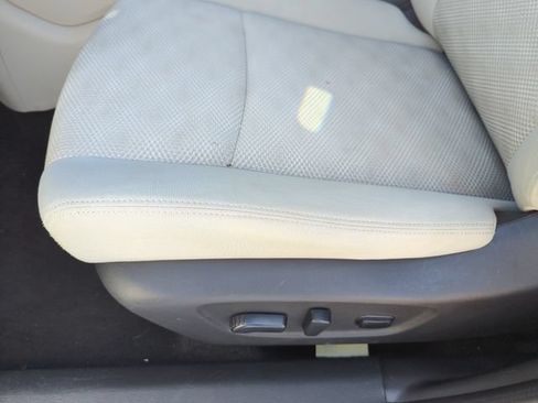 Certified 2020 Nissan Rogue Sport SV FWD image 35