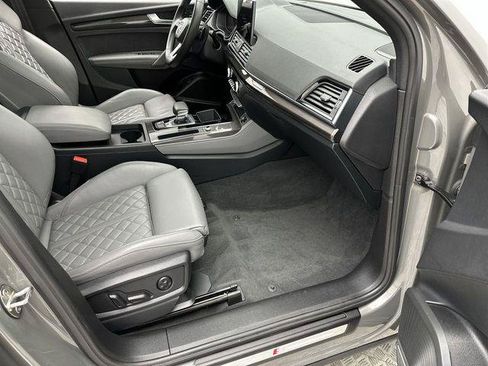 Certified 2023 Audi SQ5 Premium Plus w/ Premium Plus Package AWD/4WD image 25