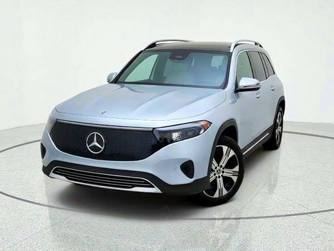 Used 2024 Mercedes-Benz EQB 250+ image 2