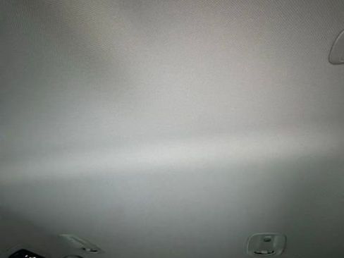 Used 2024 Chrysler Pacifica Touring-L image 53