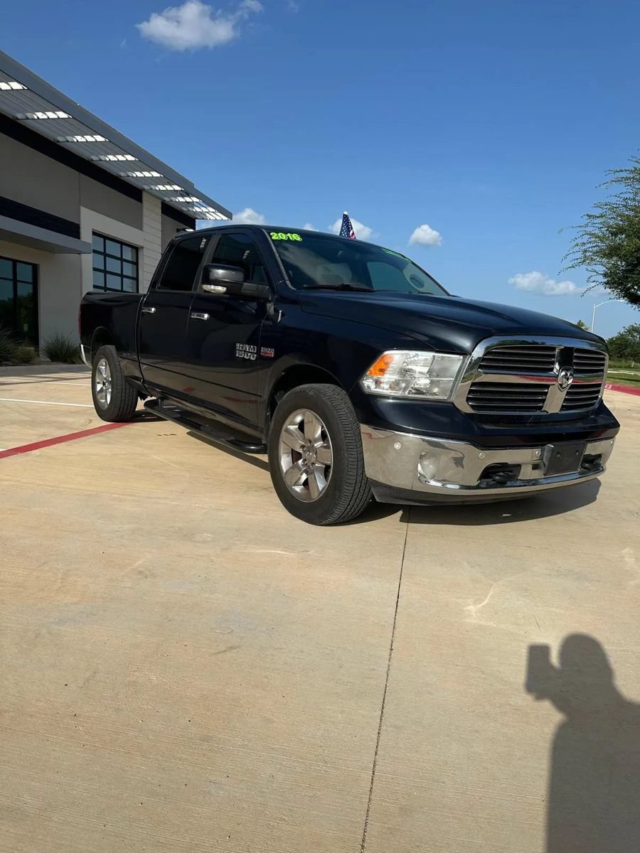 Used 2016 RAM 1500 Lone Star AWD/4WD image 3