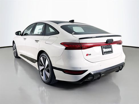 New 2025 Audi S6 e-tron Premium image 5