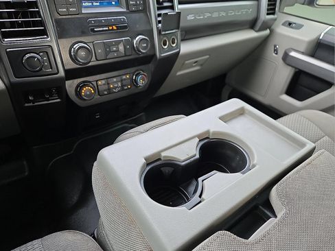 Used 2019 Ford F250 XLT AWD/4WD image 25