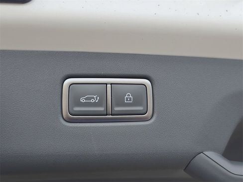 New 2026 Kia EV9 Wind image 13