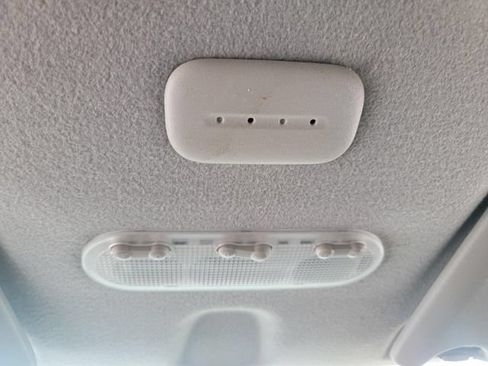Used 2021 Nissan NV200 S FWD image 32