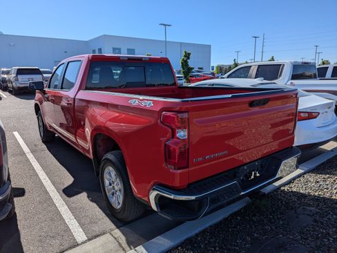 Certified 2024 Chevrolet Silverado 1500 LT w/ Convenience Package II AWD/4WD image 6