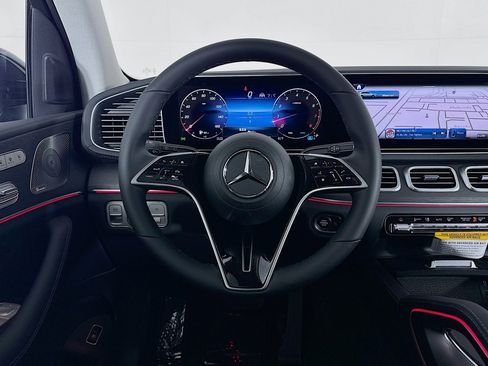 New 2026 Mercedes-Benz GLS 450 4MATIC image 4