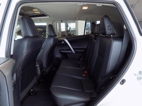Used 2017 Toyota RAV4 Platinum FWD image 22