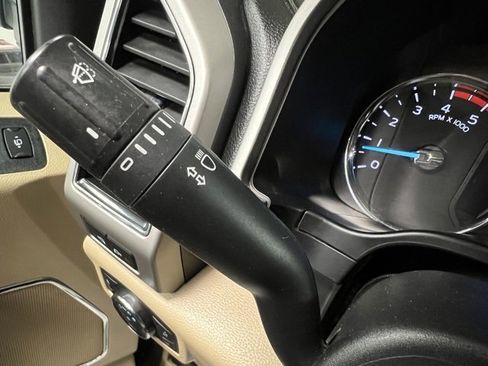 Used 2021 Ford F250 Lariat w/ Lariat Ultimate Package image 30