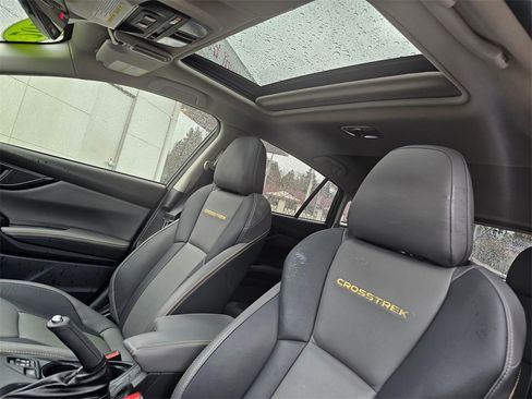 Used 2021 Subaru Crosstrek 2.5i Sport w/ Moonroof Package image 26