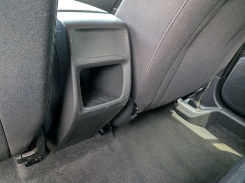 Used 2025 Chevrolet Trax LS FWD image 35