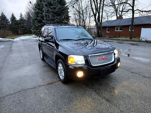 Used 2007 GMC Envoy Denali image 1