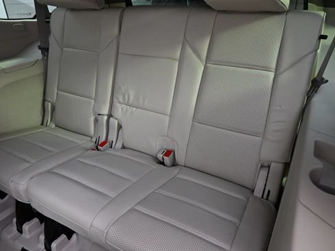 Used 2023 Cadillac Escalade Sport Platinum w/ LPO, ONYX Package AWD/4WD image 22