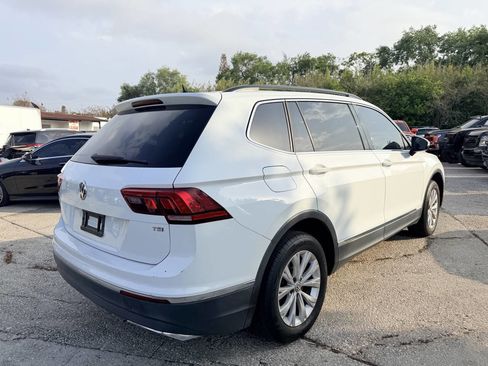 Used 2018 Volkswagen Tiguan SE image 5