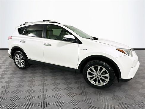 Used 2016 Toyota RAV4 Limited image 8