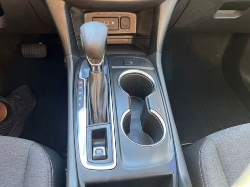 Used 2024 Chevrolet Equinox LT image 35