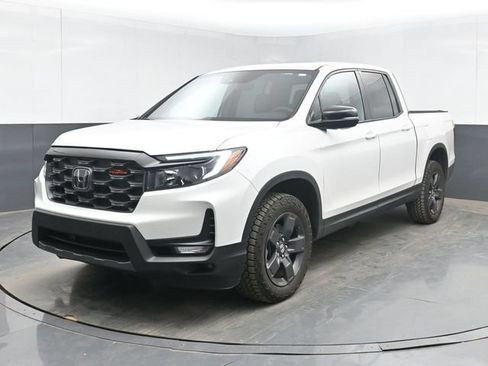Used 2026 Honda Ridgeline TrailSport image 5