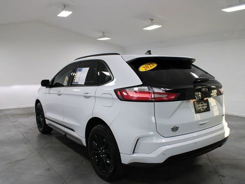 Used 2022 Ford Edge SE w/ Black Appearance Package image 7