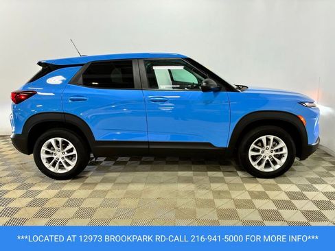 Used 2024 Chevrolet TrailBlazer LS w/ LS Convenience Package AWD/4WD image 4