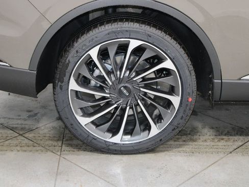 New 2026 Lincoln Aviator Reserve image 13