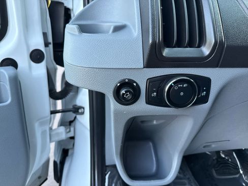 Used 2016 Ford Transit 350 XL image 17
