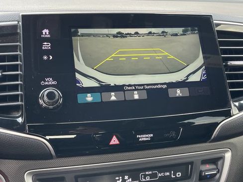 Used 2023 Honda Passport TrailSport image 18
