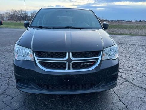 Used 2016 Dodge Grand Caravan SE image 9