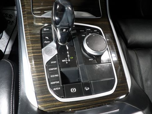 Used 2020 BMW X5 xDrive40i AWD/4WD image 23