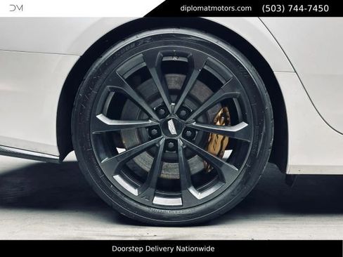 Used 2018 Cadillac CTS V w/ Carbon Fiber Package RWD image 34