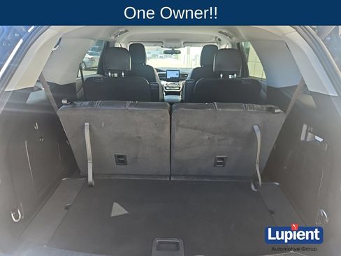 Used 2023 Ford Explorer XLT w/ Equipment Group 202A AWD/4WD image 11