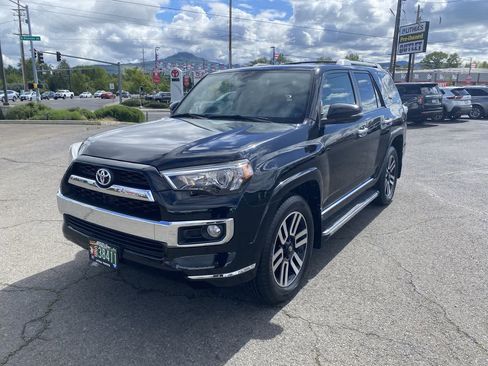 Certified 2018 Toyota 4Runner Limited image 9
