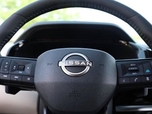 New 2026 Nissan Pathfinder SL AWD/4WD image 13