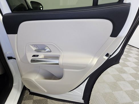 Used 2022 Mercedes-Benz GLA 250 image 41