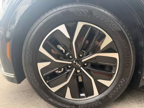 Certified 2024 Kia EV6 Wind RWD image 10